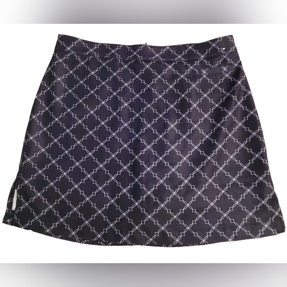 Aspire size 8 black skort
